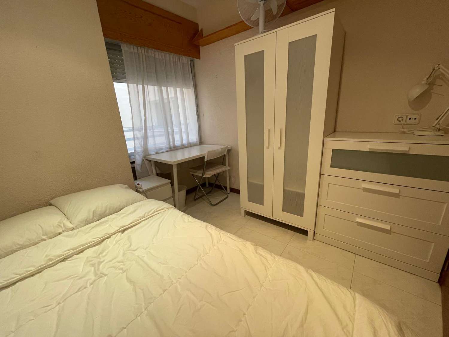 Bright 3-Bedroom Apartment in Chamberí