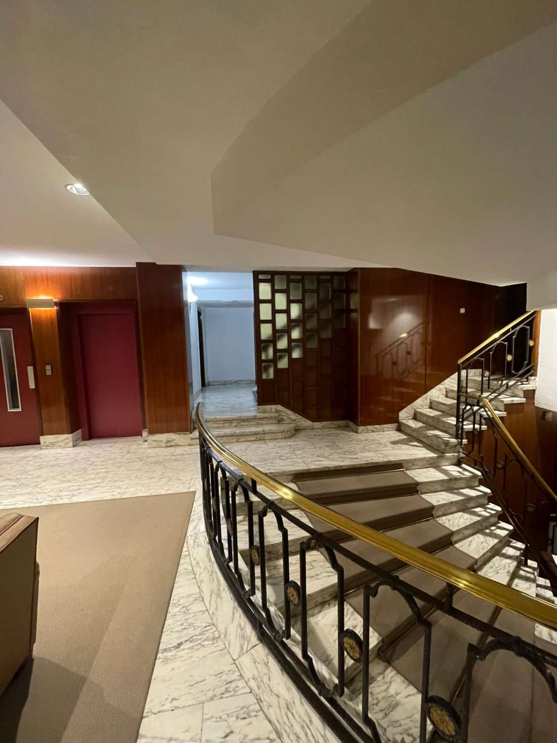 Bright 3-Bedroom Apartment in Chamberí