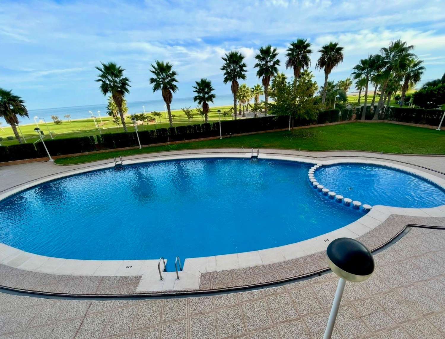 APARTAMENTO PRIMERA LINEA DE PLAYA OROPESA