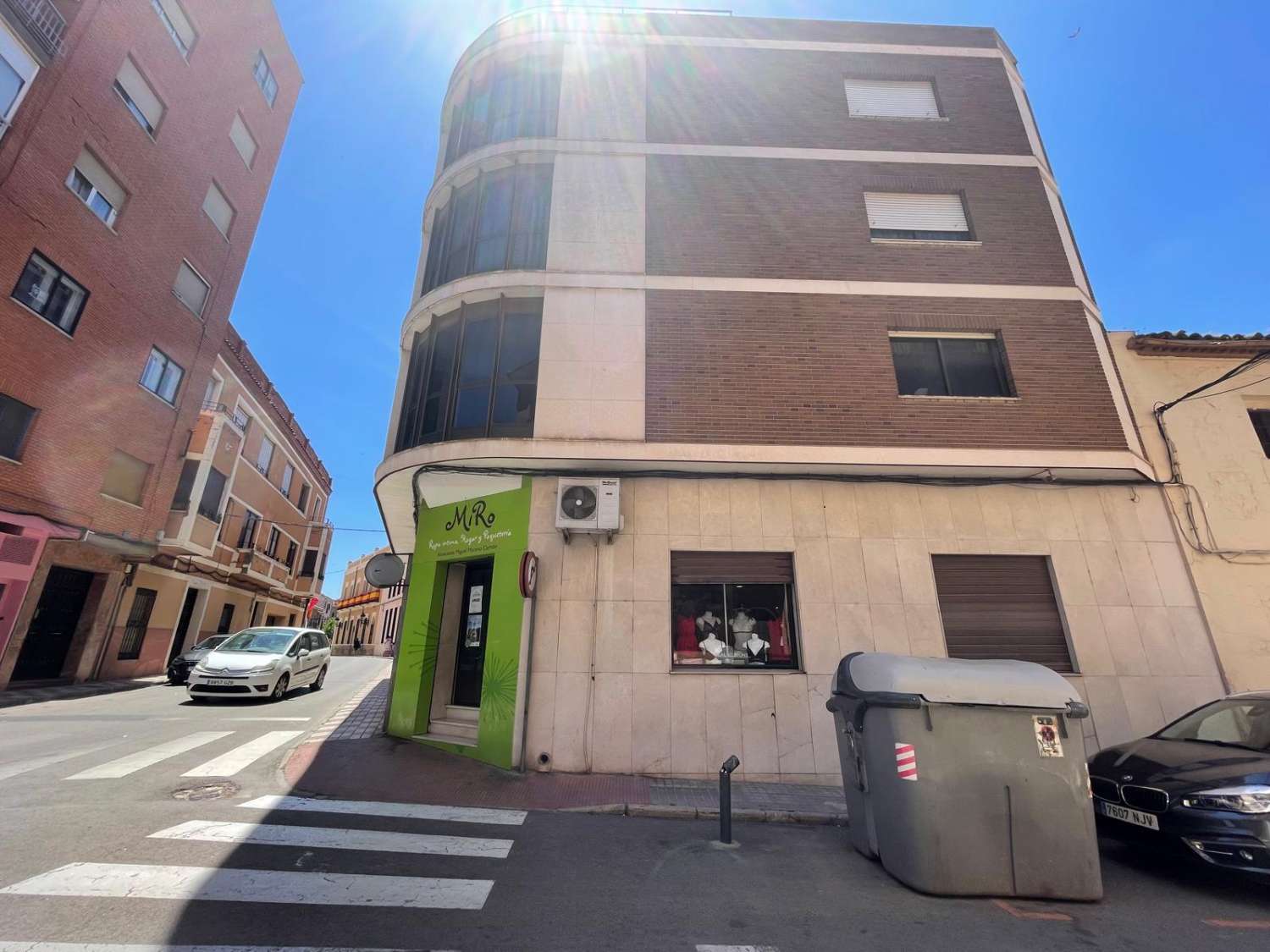 Gran oportunidad Edificio de 2 plantas 430m2 en el centro de Quintanar, junto a la plaza del Ayuntamiento