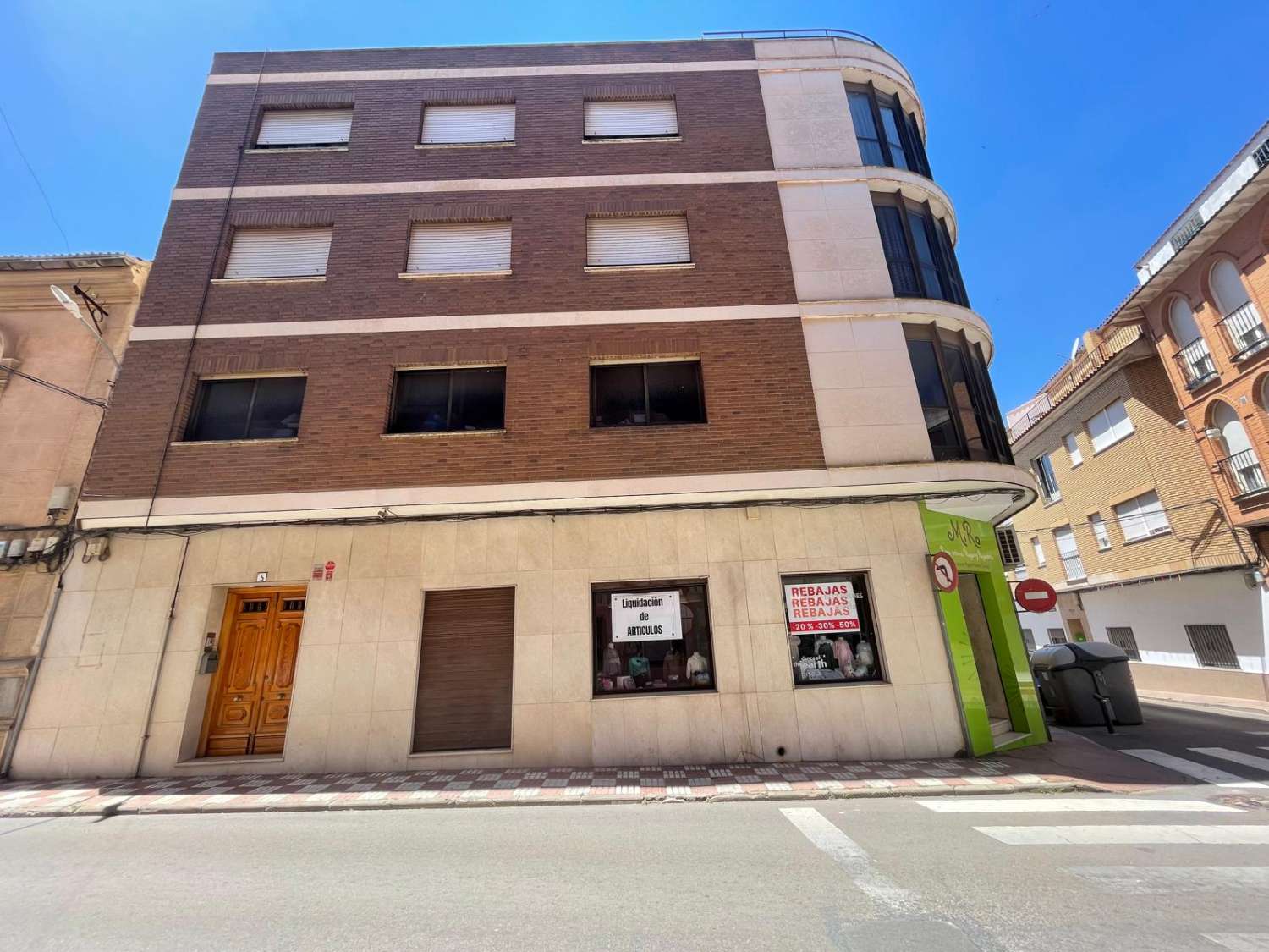 Gran oportunidad Edificio de 2 plantas 430m2 en el centro de Quintanar, junto a la plaza del Ayuntamiento