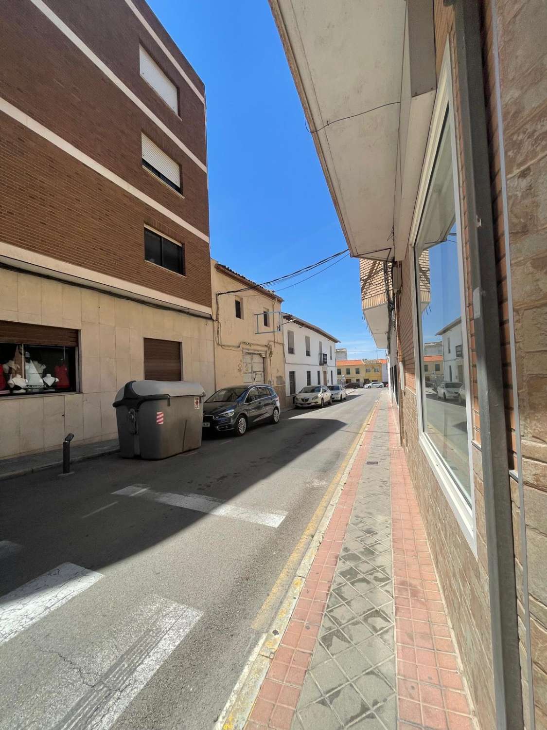 Gran oportunidad Edificio de 2 plantas 430m2 en el centro de Quintanar, junto a la plaza del Ayuntamiento