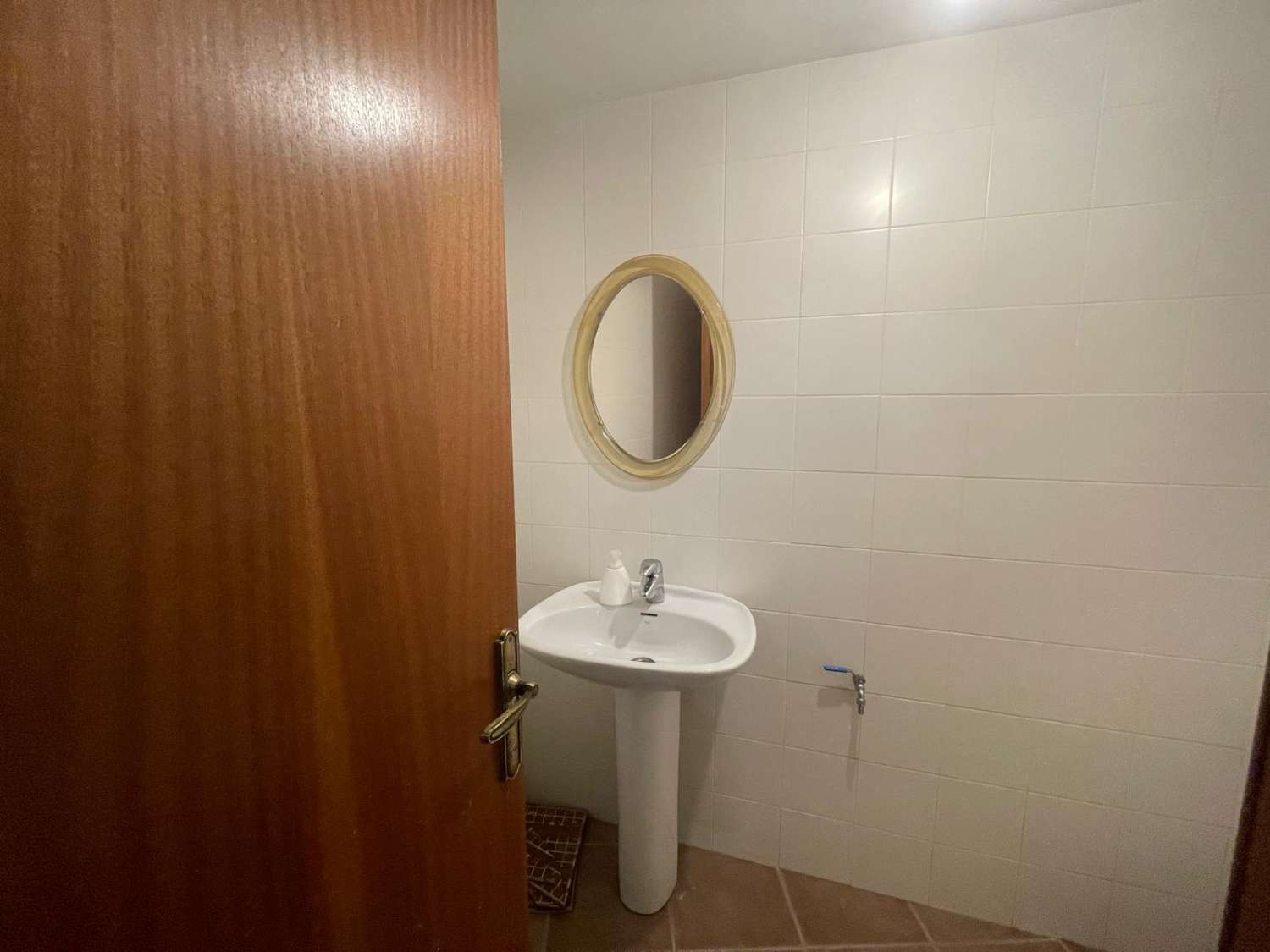 Gran oportunidad Edificio de 2 plantas 430m2 en el centro de Quintanar, junto a la plaza del Ayuntamiento