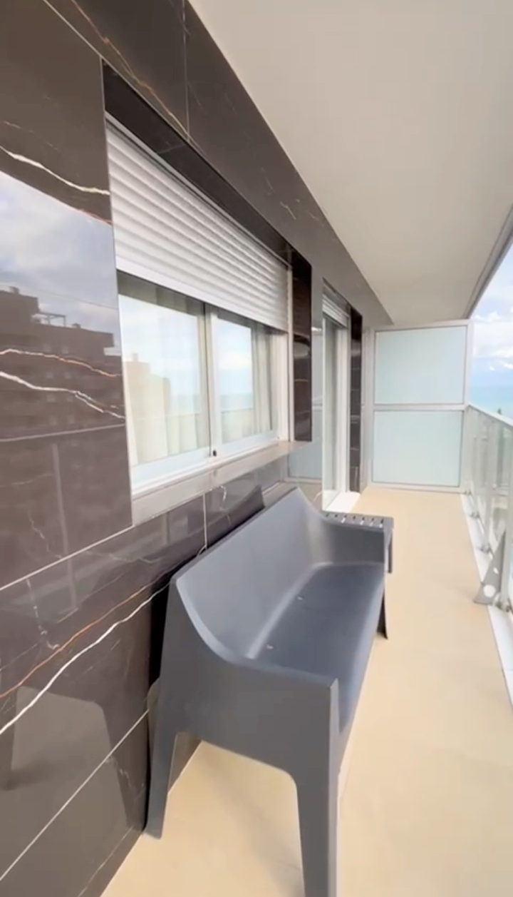 APARTAMENTO PRIMERA LINEA OROPESA
