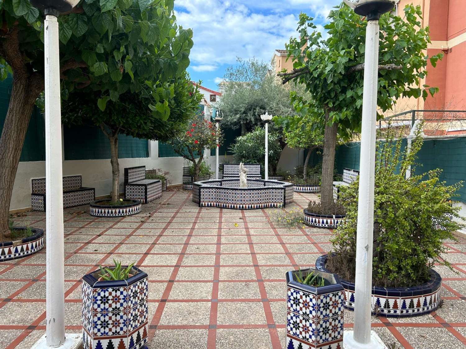 CHALET ADOSADO OROPESA