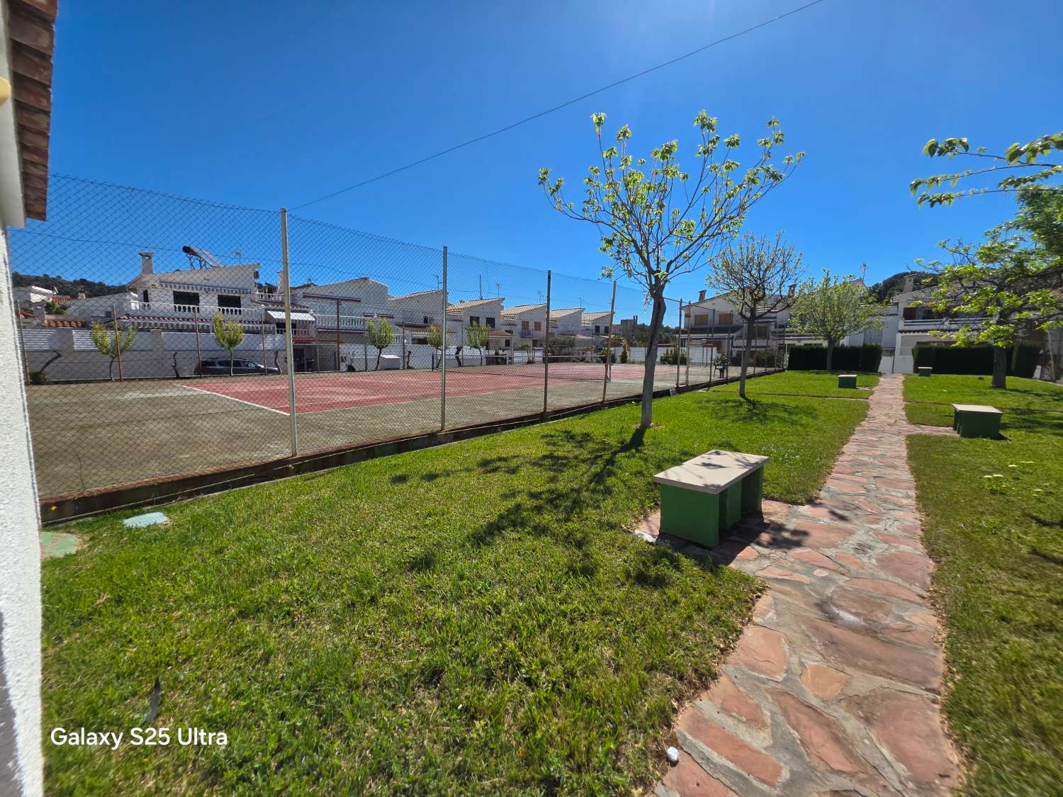 Бунгало в продаже в Voramar (Benicasim)