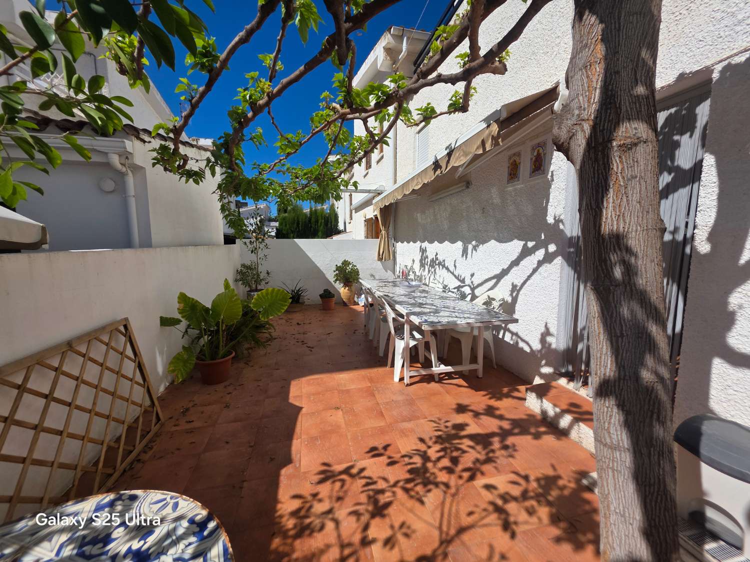 Бунгало в продаже в Voramar (Benicasim)