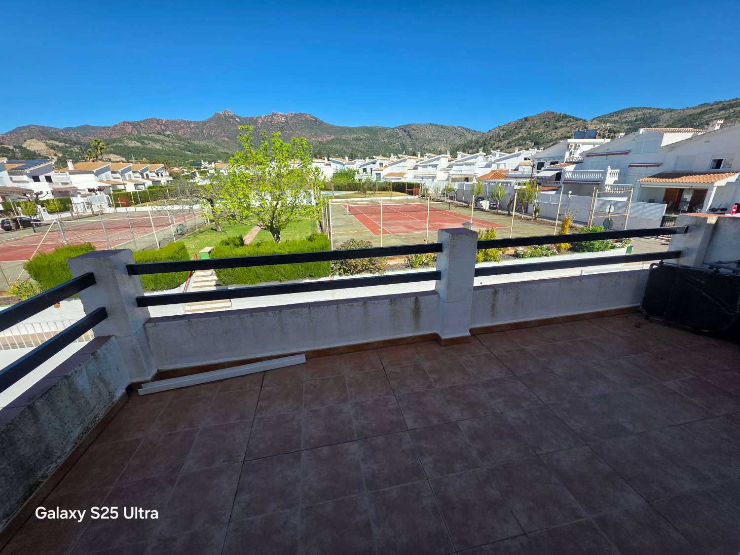 Бунгало в продаже в Voramar (Benicasim)