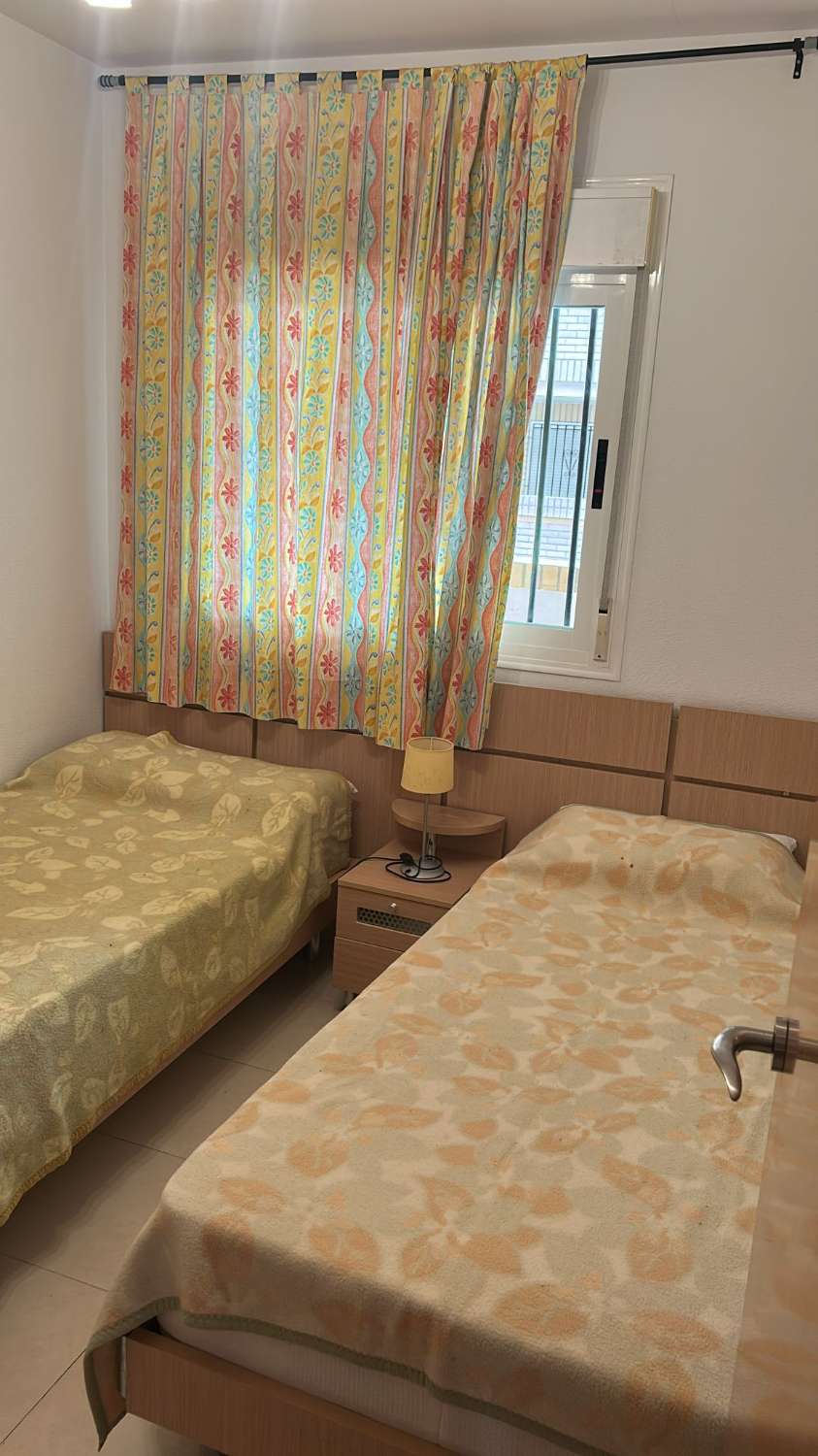 APARTAMENTO PRIMERA LINEA DE PLAYA OROPESA