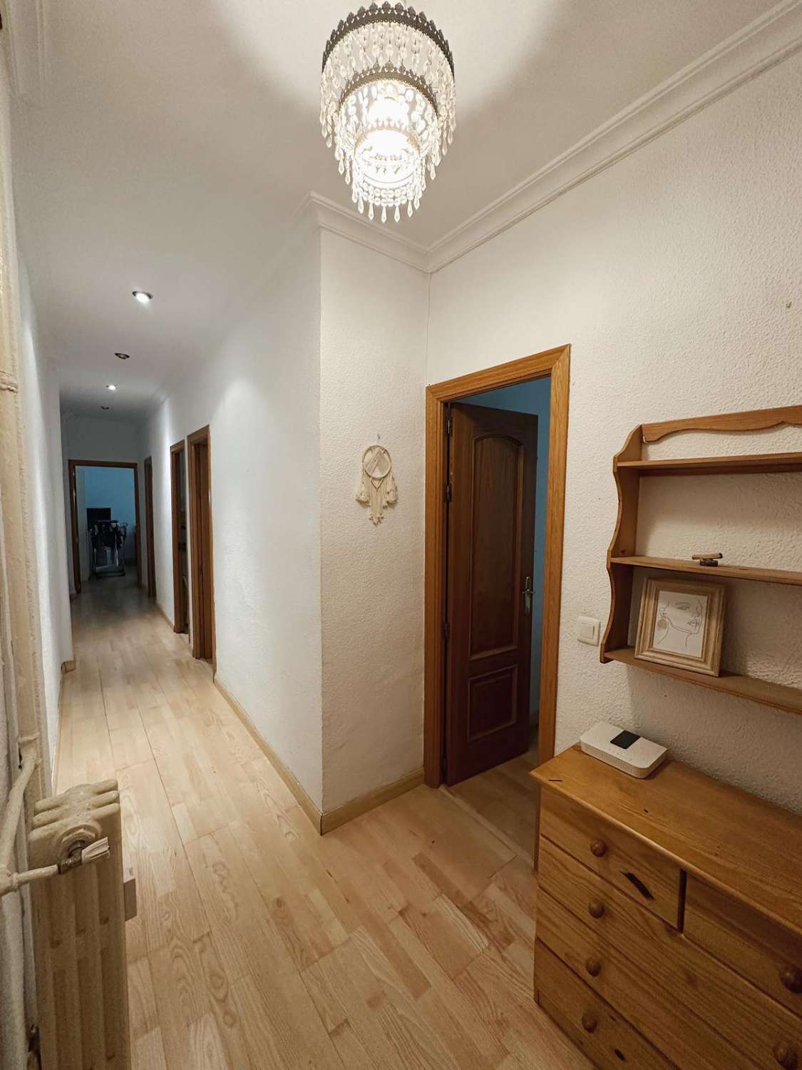 Cozy and warm two bedroom apartment in Chamberí