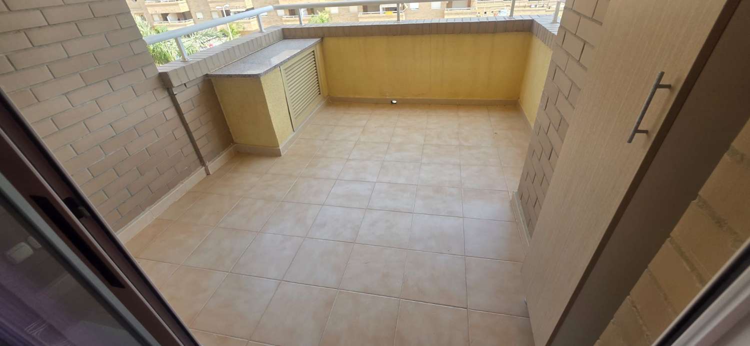APARTAMENTOS EN OROPESA