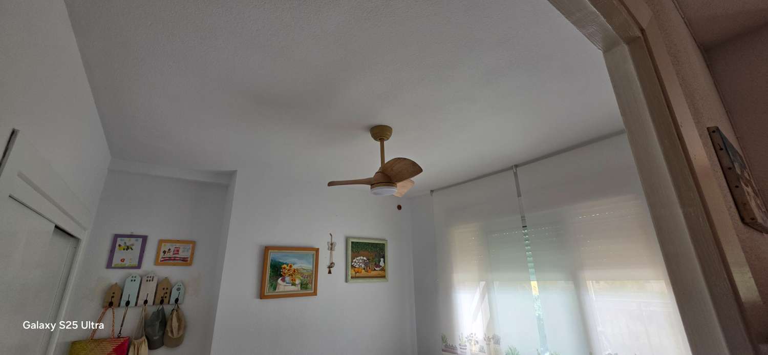 APARTAMENTO EN PRIMERA LINEA DE PLAYA DE LA CONCHA