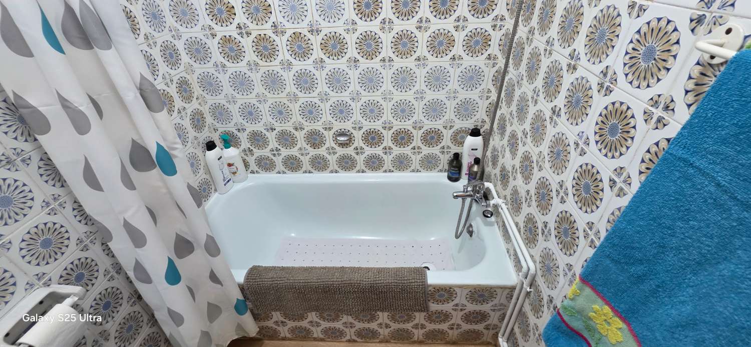 APARTAMENTO EN PRIMERA LINEA DE PLAYA DE LA CONCHA